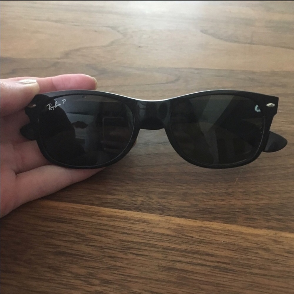 Polarized ray ban wayfarers